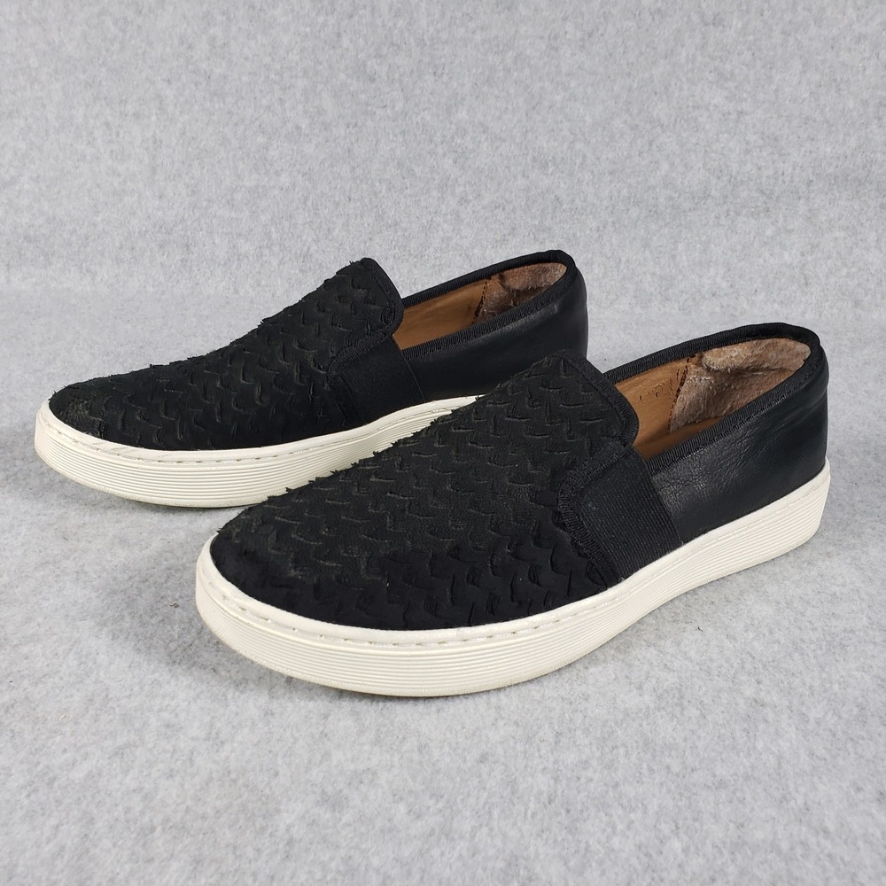 Sofft Black Leather Textured Slip On Sneakers Women's Size 10 Medium Comfortable